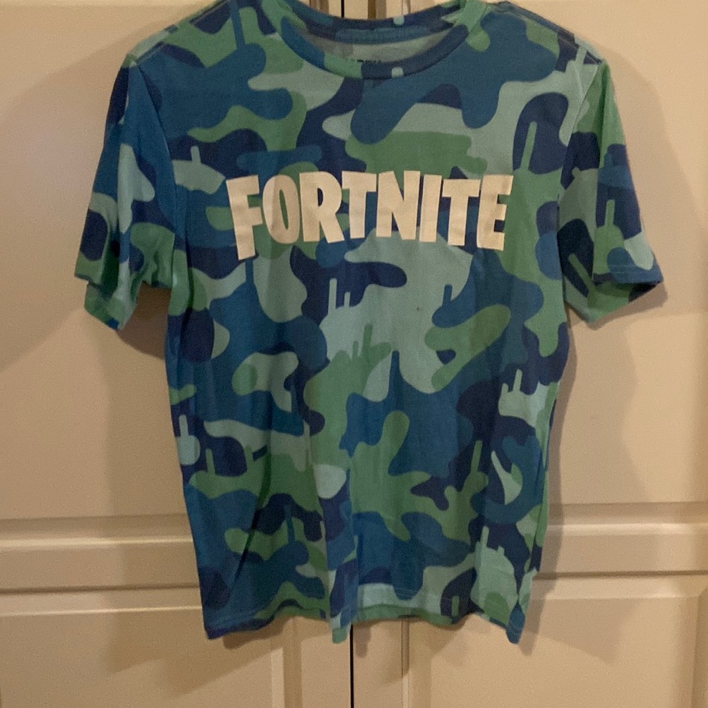 Fortnite camo tee-shirt